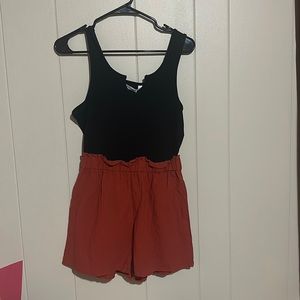 Black & orange tank top romper